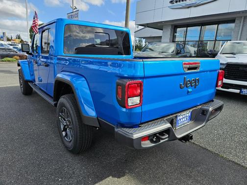 2025 Jeep Gladiator Sport
