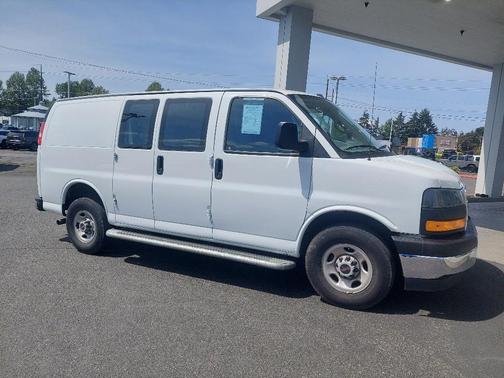 2022 GMC Savana 2500 Work Van