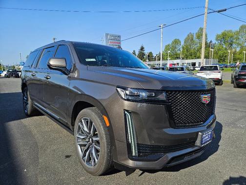 2021 Cadillac Escalade ESV Sport
