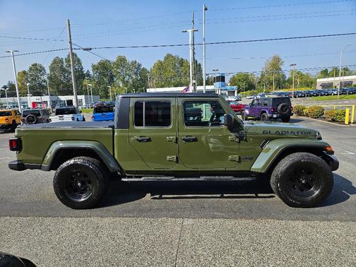 2021 Jeep Gladiator Sport