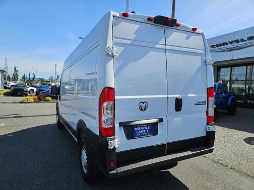 Bright White Clearcoat 2026 RAM ProMaster 2500 High Roof