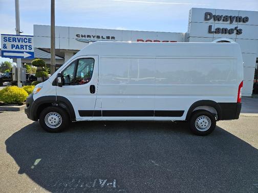 Bright White Clearcoat 2026 RAM ProMaster 2500 High Roof