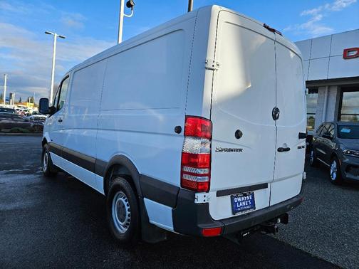2011 Mercedes-Benz Sprinter 144 WB