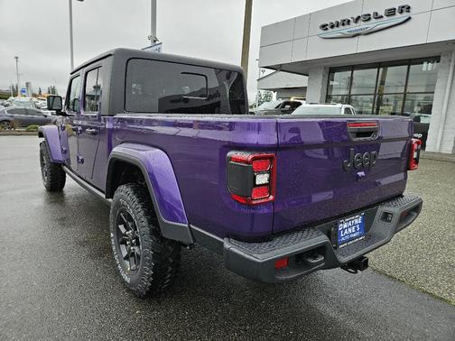 2026 Jeep Gladiator Sport