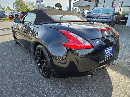 Magnetic Black 2016 Nissan 370Z Touring
