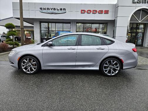 2016 Chrysler 200 S