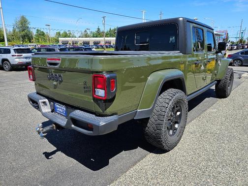 2021 Jeep Gladiator Sport