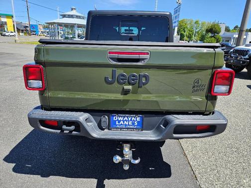 2021 Jeep Gladiator Sport