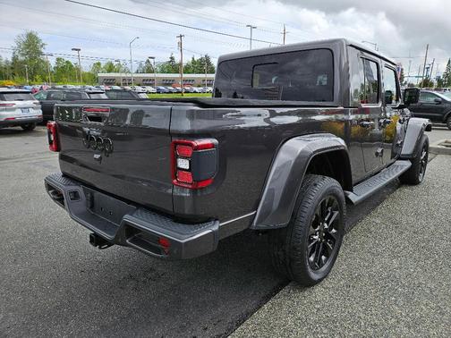 2021 Jeep Gladiator Overland