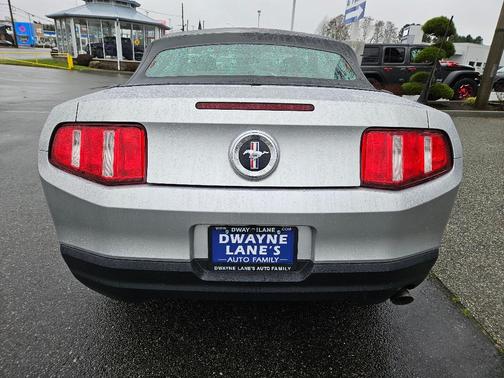2010 Ford Mustang V6