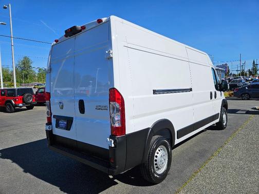 Bright White Clearcoat 2026 RAM ProMaster 2500 High Roof