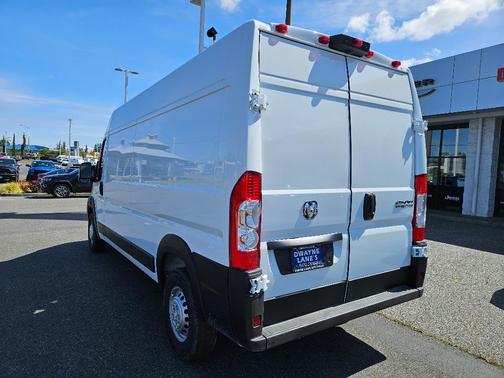Bright White Clearcoat 2026 RAM ProMaster 2500 High Roof