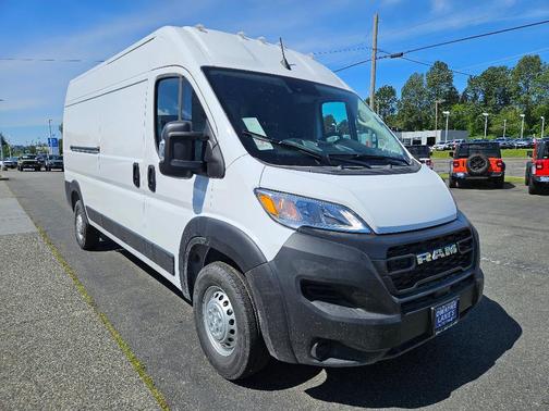 Bright White Clearcoat 2026 RAM ProMaster 2500 High Roof