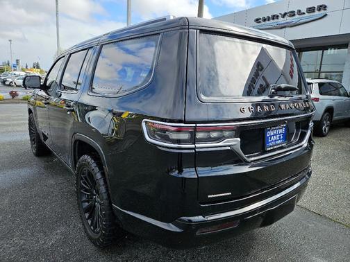 2022 Jeep Grand Wagoneer Series III