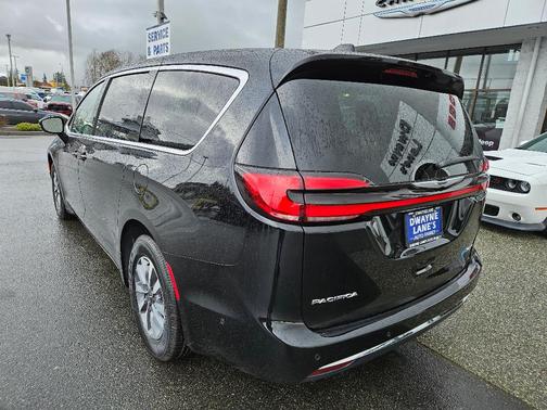 2025 Chrysler Pacifica Hybrid Select