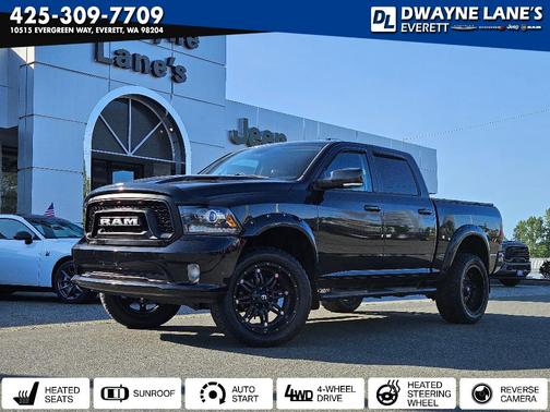 Brilliant Black Crystal Pearlcoat 2017 RAM 1500 Sport