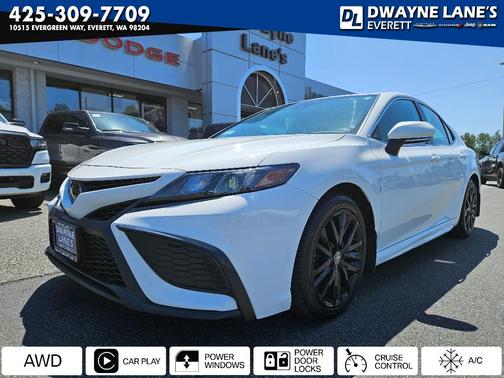 2022 Toyota Camry SE