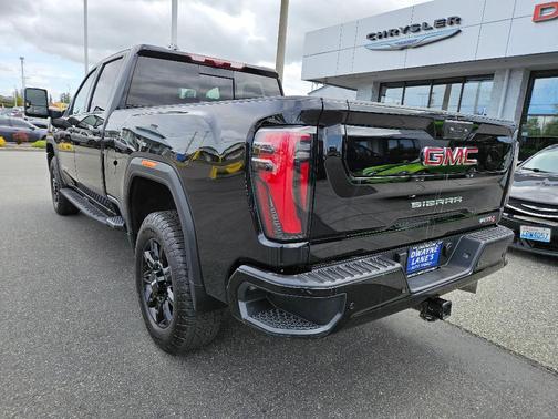 2024 GMC Sierra 2500 AT4