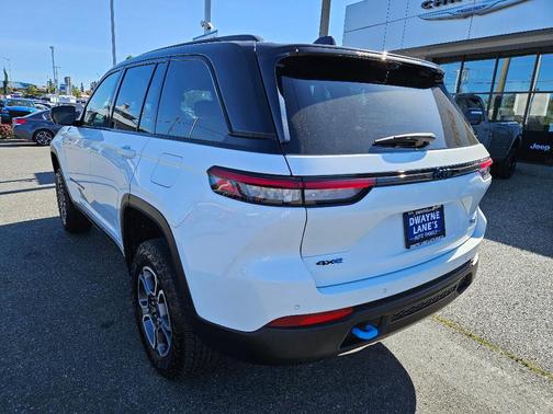 Bright White Clearcoat 2022 Jeep Grand Cherokee 4xe Trailhawk
