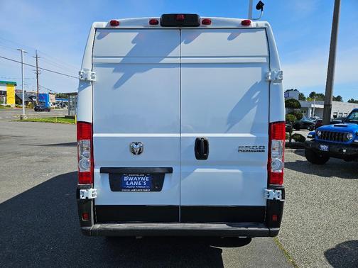 Bright White Clearcoat 2026 RAM ProMaster 2500 High Roof