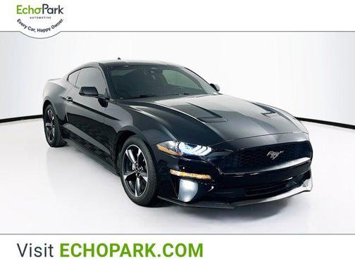 2022 Ford Mustang EcoBoost