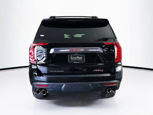 2022 GMC Yukon XL 4WD AT4