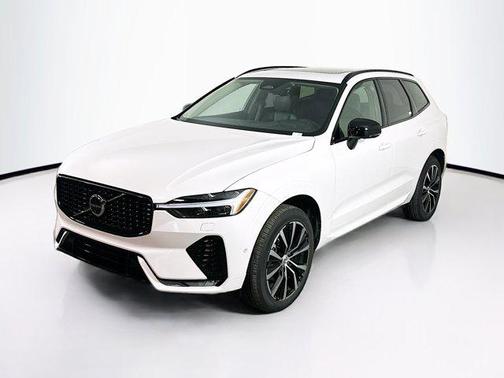 2025 Volvo XC60 B5 Plus