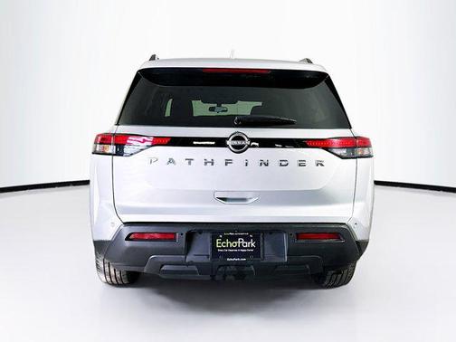 2025 Nissan Pathfinder SV FWD