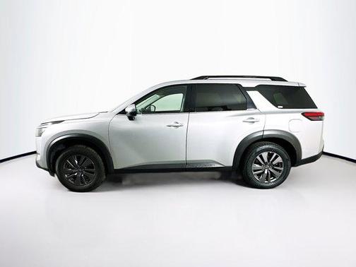 2025 Nissan Pathfinder SV FWD