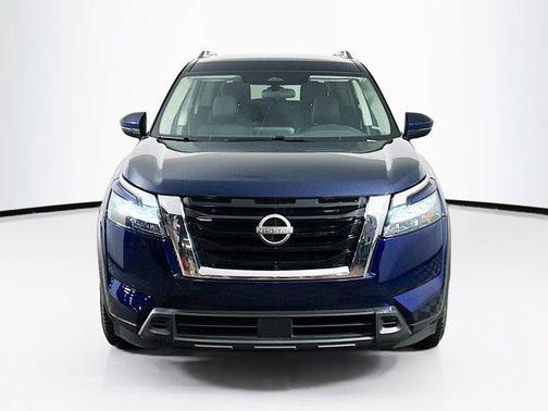 2024 Nissan Pathfinder SV FWD