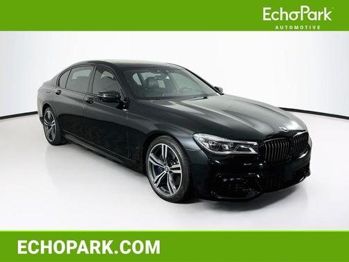 Black Sapphire Metallic 2018 BMW 750 I