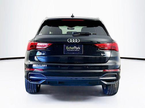 2023 Audi Q3 Premium 45 TFSI S line quattro Tiptronic
