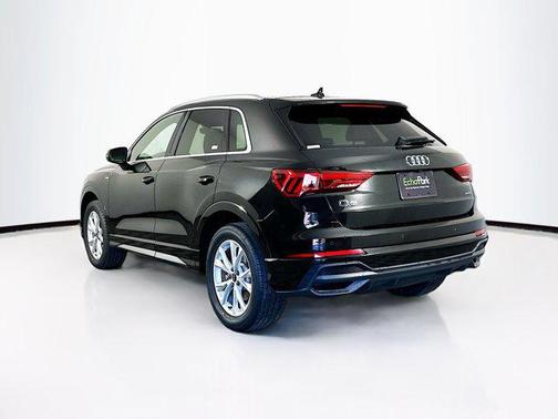 2023 Audi Q3 Premium 45 TFSI S line quattro Tiptronic