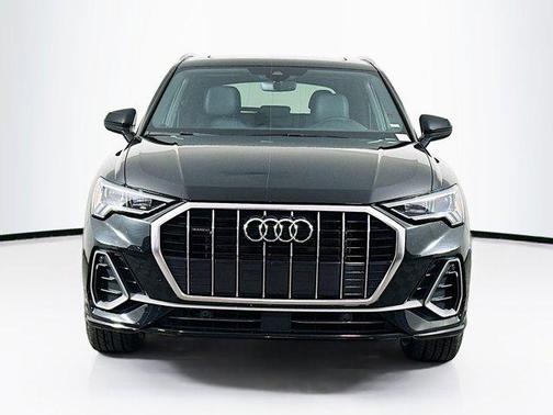 2023 Audi Q3 Premium 45 TFSI S line quattro Tiptronic