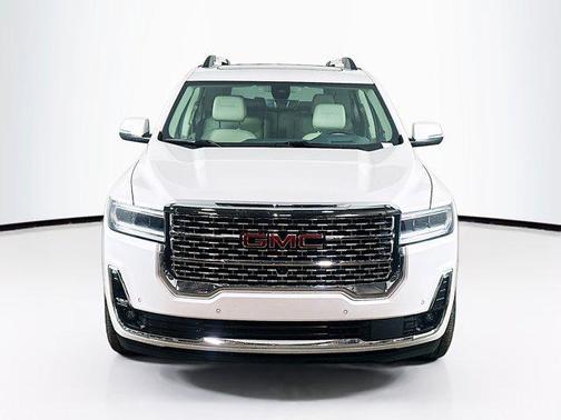 White Frost Tricoat 2020 GMC Acadia Denali