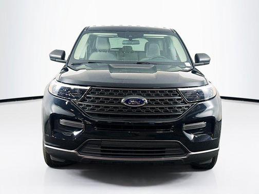 2020 Ford Explorer Base