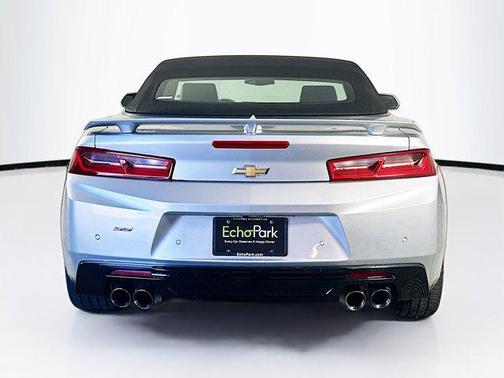 Silver Ice Metallic 2017 Chevrolet Camaro 2SS