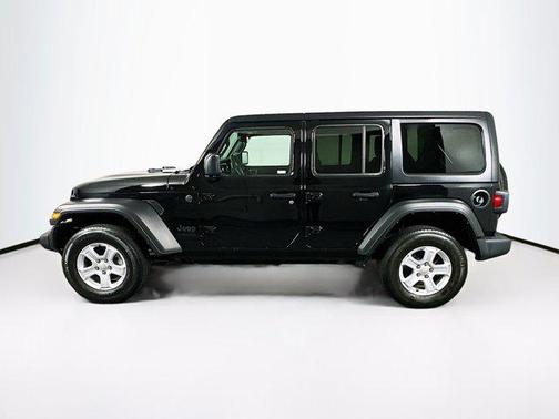 Black Clearcoat 2022 Jeep Wrangler Unlimited Sport