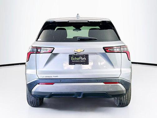 Sterling Gray Metallic 2026 Chevrolet Equinox 1LT