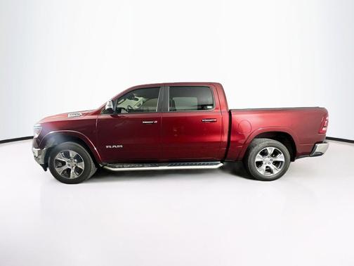Delmonico Red Pearlcoat 2022 RAM 1500 Laramie
