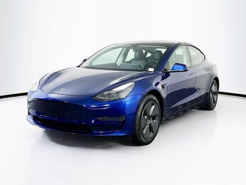 2021 Tesla Model 3 Standard Range Plus