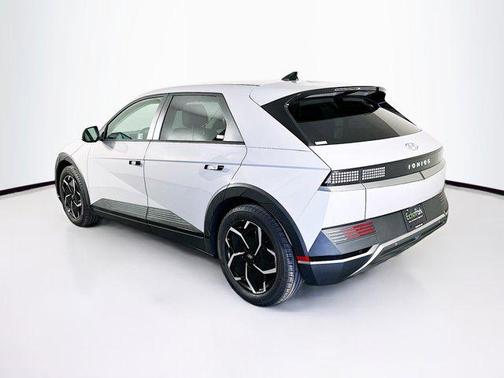 Cyber Gray 2024 Hyundai IONIQ 5 SEL
