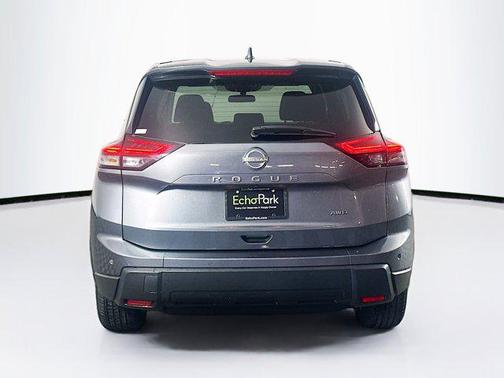Gun Metallic 2024 Nissan Rogue S