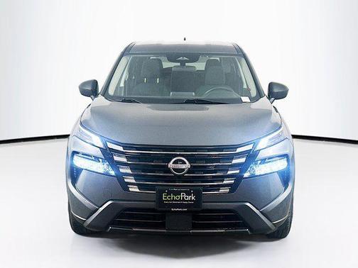 Gun Metallic 2024 Nissan Rogue S