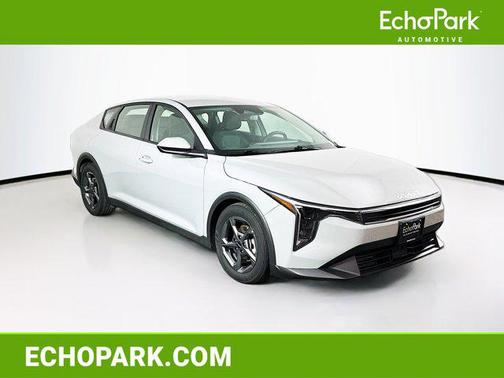 Morning Haze 2025 Kia K4 LXS