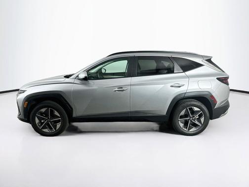 Shimmering Silver 2026 Hyundai TUCSON SEL
