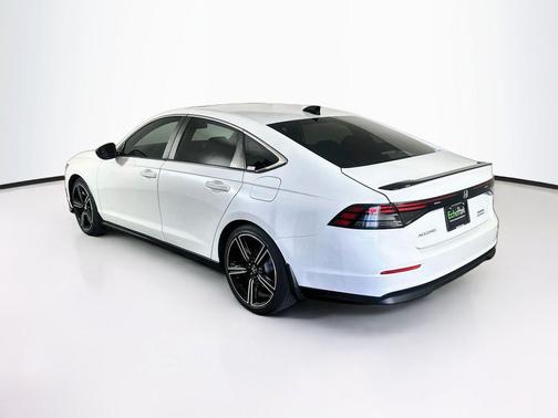 Platinum White Pearl 2024 Honda Accord Hybrid Sport