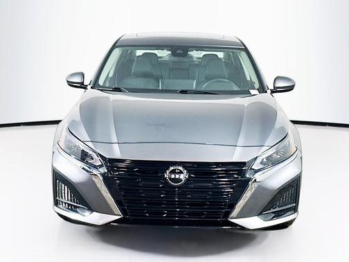 Gun Metallic 2023 Nissan Altima 2.5 SV