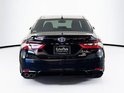 2024 Toyota Camry Hybrid SE