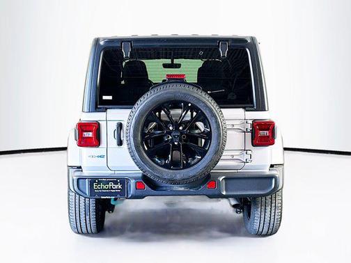 Silver Zynith Clearcoat 2023 Jeep Wrangler 4xe Sahara